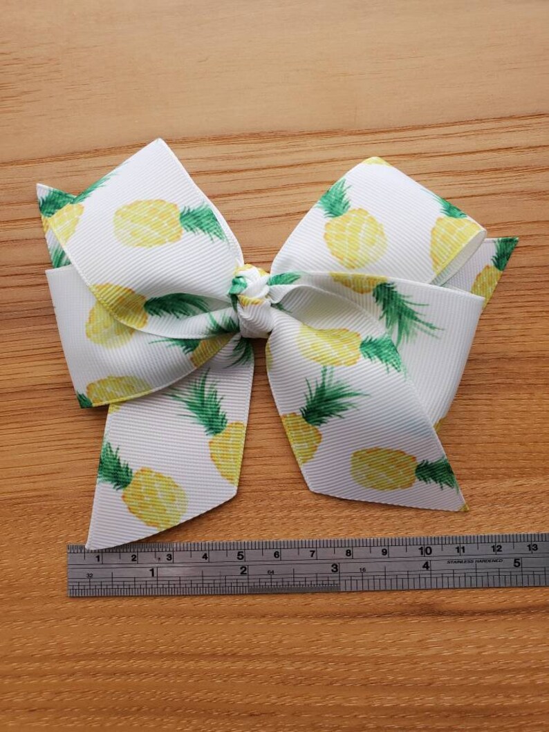 XL Pineapple Bow