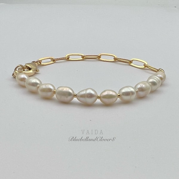 Bransoletka z ogniwami z 14-karatowego złota z naturalnymi perłami, Bransoletka z półłańcucha i półpereł, Bransoletka z łańcuszkiem spinającym