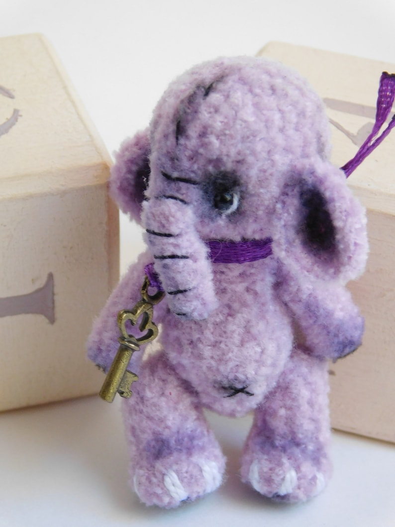 Tiny purple elephant Blythe pet Amigurumi teddy friends | Etsy