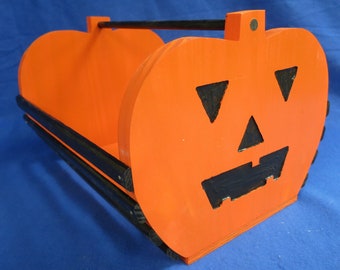 Halloween Pumpkin Basket: Pine & Plywood Trick-or-Treat Decor