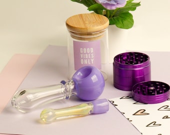 Set Purple Dream: Pipa de vidrio, chilum, molinillo y frasco hermético