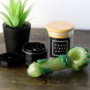 Leaves - FULL SET: 5 Inch Glass Pipe, Grinder and Airtight Glass Jar.  Glass Pipe
