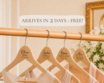 Personalized Bridesmaid Hanger, Custom Wooden Bridal Party Hanger with Name, Maid of Honor Wedding Gift