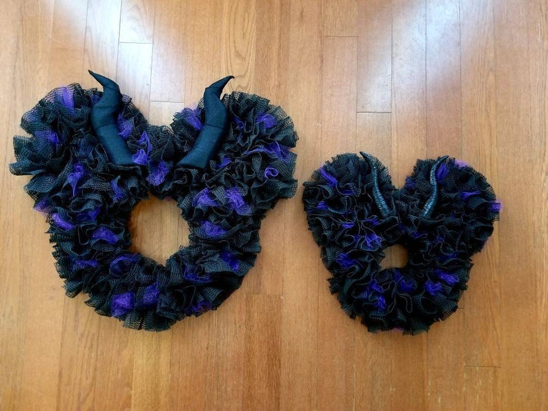 16or 22 Maleficent Light Up Pixie Dust Mickey & Minnie Villain Halloween Wreath Battery Powered LED Lights Black, Purple, and Green image 8