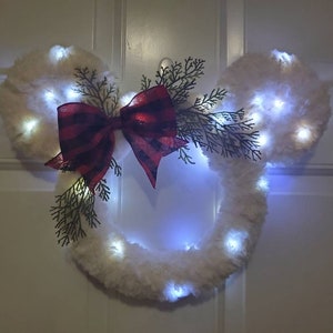 Winter White Minnie Fluffy LED Buffalo Plaid Wreath - Farmhouse Christmas -  Holiday Wreath - Mickey Mouse Decor Gift Magic Pixie Dust