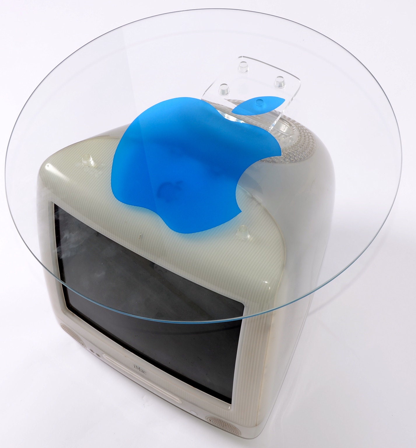 Apple iMac G3 Snow White Table with Limited Edition 'Apple Apple iMac G3 Snow White Table with Limited Edition 'Apple