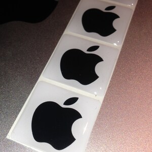 Apple adhesive 'Domed' case badge in BLACK, 25x25mm image 3