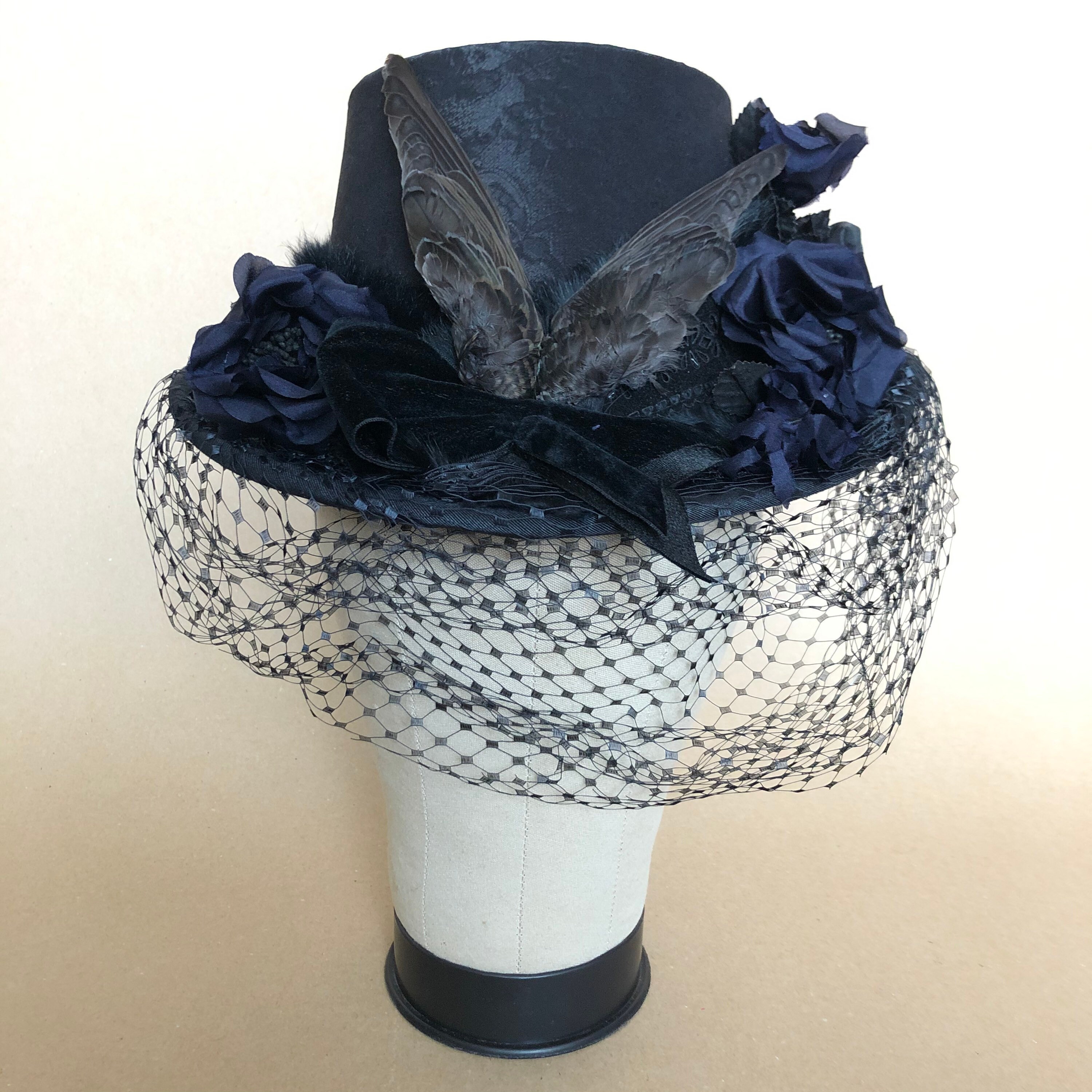 Late Victorian Hat mourning With 