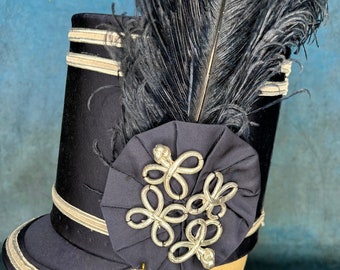 Regency Shako in Blue silk antique feather
