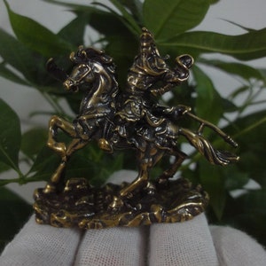 Creativity Chinese Old Solid Bronze Riding Horse "Guan Gong" Statue Sculpture