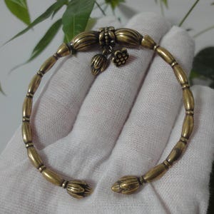 Antiqued Chinese Pure Solid Brass Casting Lotus Seedpod Bracelet Bangle