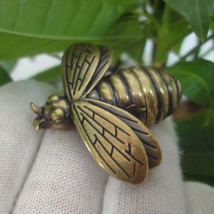 Solid Brass Chinese Old Little Busy Creactive Bee Figurines Statue Collection