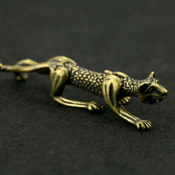 レトロな骨董品 中国の純銅製富のチーターヒョウ像彫刻 - Etsy 日本