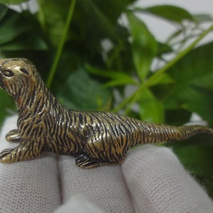 Antiqued Brass Otter Statue: Chinese Desk Sculpture (2.48&quot; x 0.91&quot;)