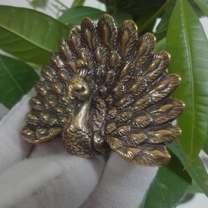 Chinese Antiqued Fine Pure Brass Casting Peacock Statue Desk Decoration