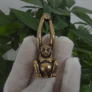 Retro Solid Brass Statue Zodiac Long Arm Monkey Animal Figurine Keychain Pendant