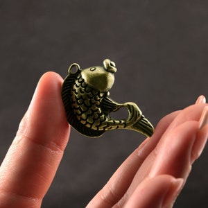 Chinese Curio Brass Casting Cute Arowana Fish Statue Pendant