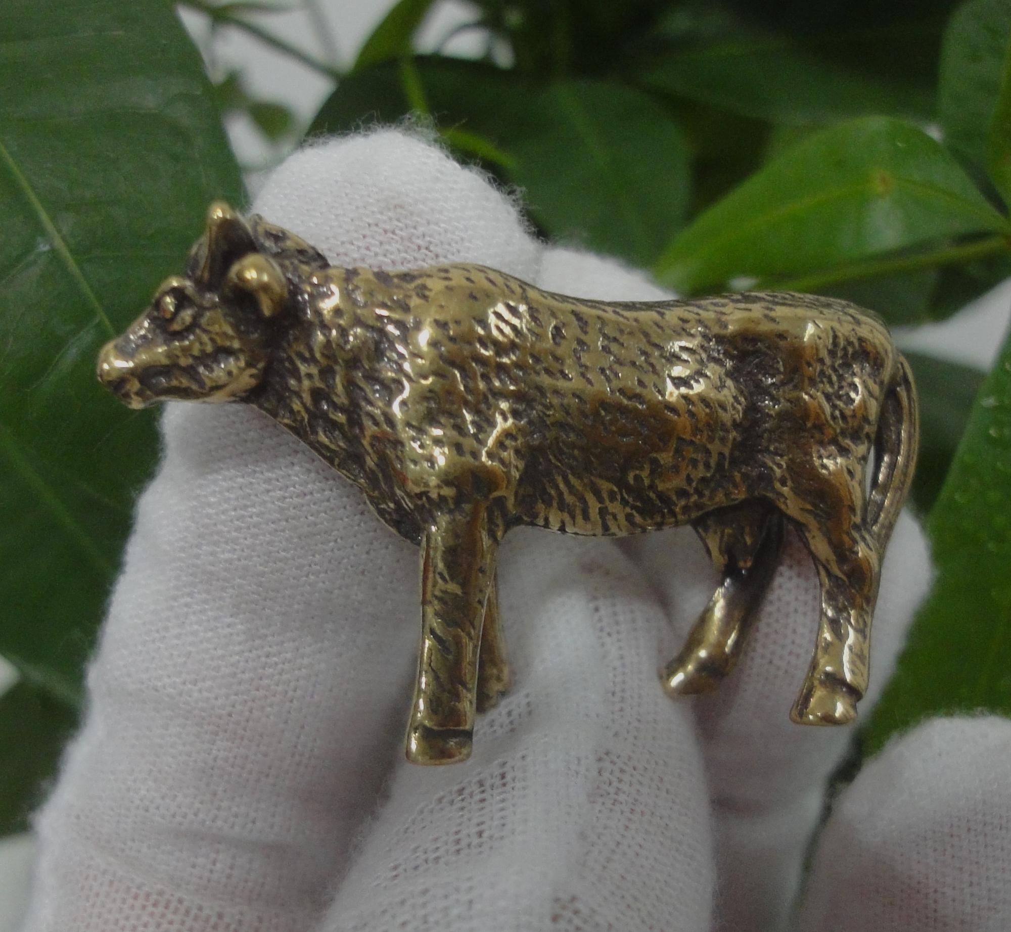 レトロな骨董品 中国製ソリッドブロンズ牛像彫刻コレクション - Etsy 日本