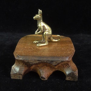 Retro Chinese Casting Kangaroo Solid Bronze Statue Animal Sculpture