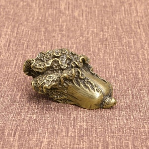 Creativity Chinese Old Solid Bronze Cute Cabbage Vegetables Statue Sculpture