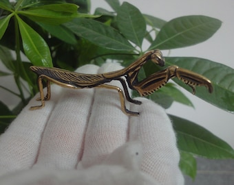 Retro Solid Brass Praying Mantis Figurine Statue Insect Sculpture