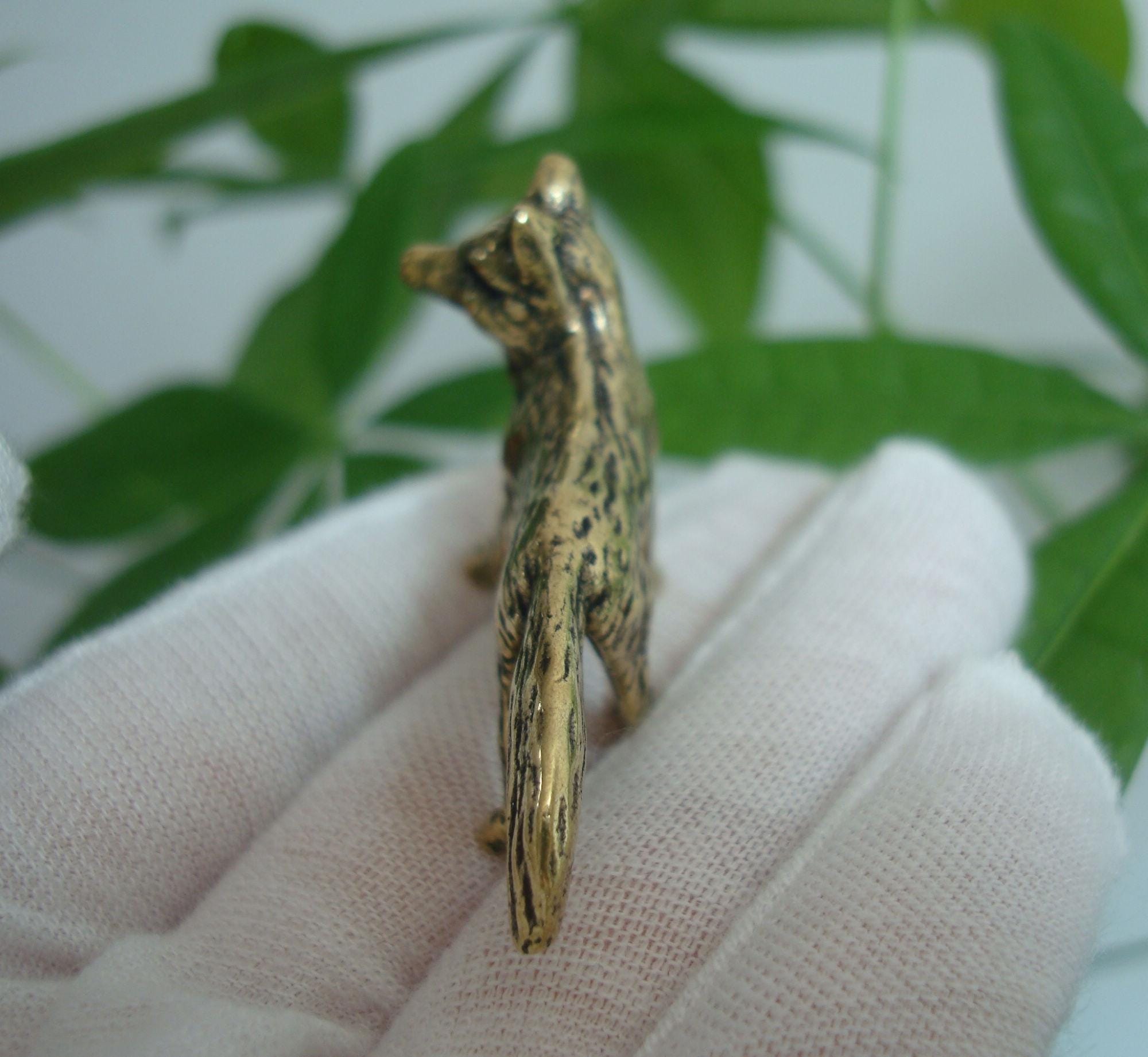 Pequeña Estatua De Zorro De Latón Y Cobre: Elegancia Vintage Para Tu Mesa O Estantería (2.5x3.3 Cm)