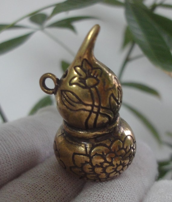 Antiqued Chinese Bronze Gourd Pendant: Hollow Flo… - image 2