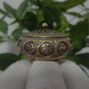 Creativity Chinese Old Solid Bronze 12 Zodiac Incense Burner Censer