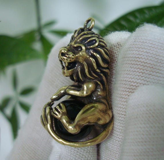 Solid Bronze Roaring Lion Figurine Pendant: Vinta… - image 3