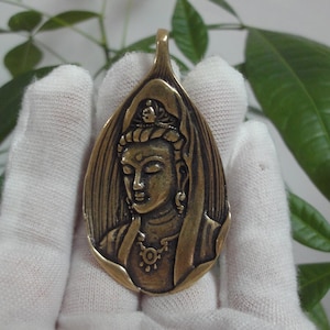 5,5 CM antiek Chinees messing guanyin beeldje boeddha hanger