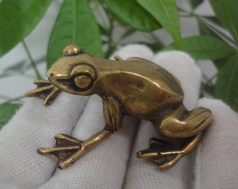 5,2 cm große, retro-inspirierte Froschstatue aus massivem Messing – Tierfigur und Skulptur