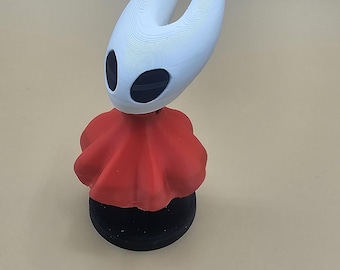 Hornet bobble head inspired by silksong