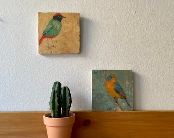 Conjunto de dos mini cuadros de azulejos, decoración del hogar, decoración de pared, cuadros de pared, arte mural “Pájaros”, mármol antiguo reciclado