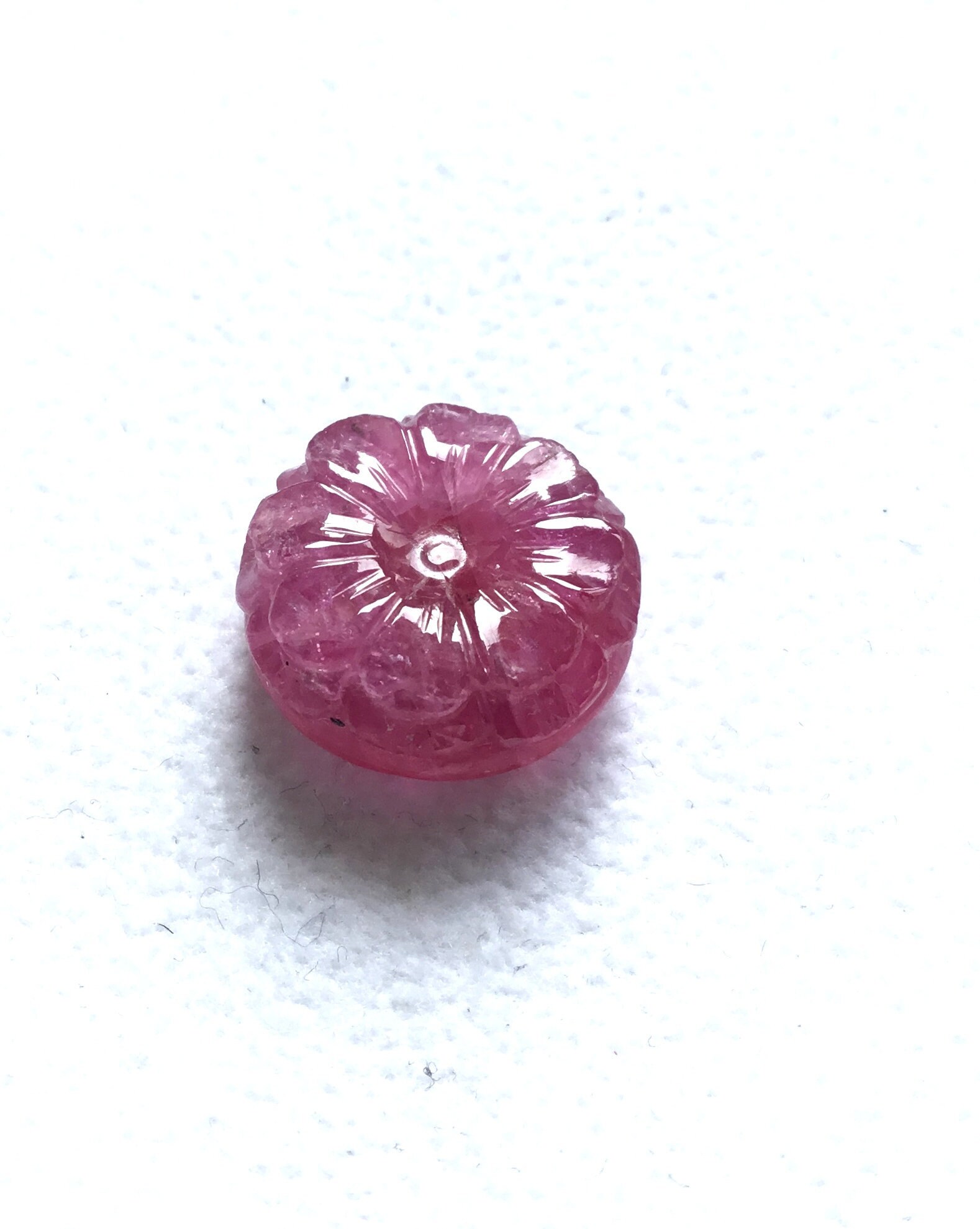 ルビーの花の彫刻 モザンビーク (H) ジュエリー用天然宝石 - Etsy 日本
