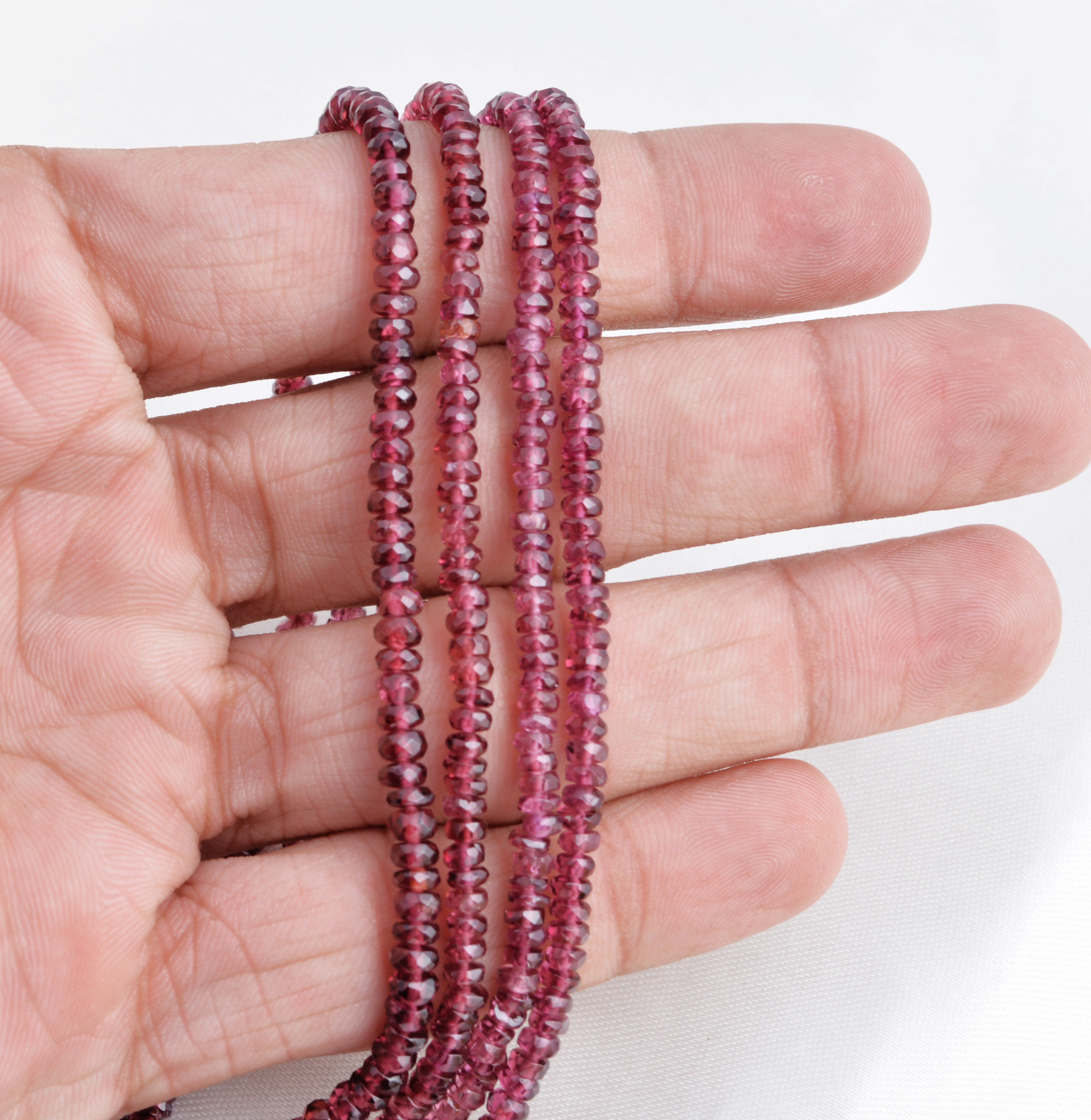 Collier Femme Grenat Et Perles Rondes à Facettes - Longueur 18 Pouces - Neuf Sans Emballage