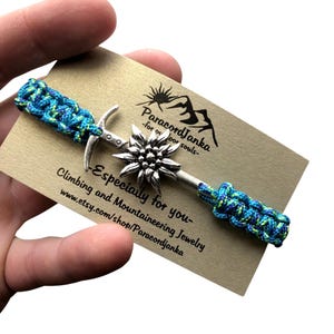 Braccialetto con fiore e piccozza, gioiello da escursionismo, regalo per gli amanti della montagna