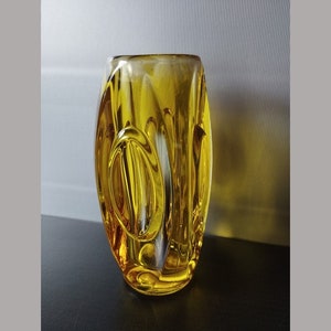 SCHRÖTER GLASVAS / Bärnstensfärgad glasvas / Vintage glasvas