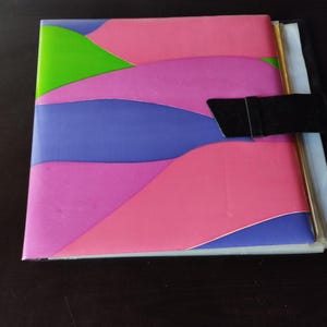 Collectors book  1970s vinyl