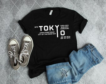 Cool Japan Tokyo Streetwear Coordinate Gift for Japanese Cultural Lovers Short-Sleeve Unisex Gift T-Shirt