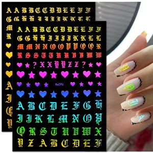 Pegatinas 3D para uñas, pegatinas autoadhesivas, letras inglesas antiguas, alfabeto de fuente gótica, corazones y estrellas - pegatinas para uñas