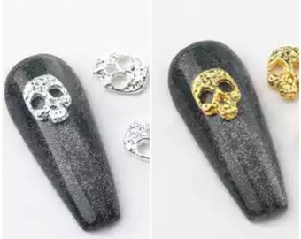 5 Pack - Gold or Silver Skull, 3D Nail Art Decorations, Alloy Halloween Nail Charms Jewellery for Nails