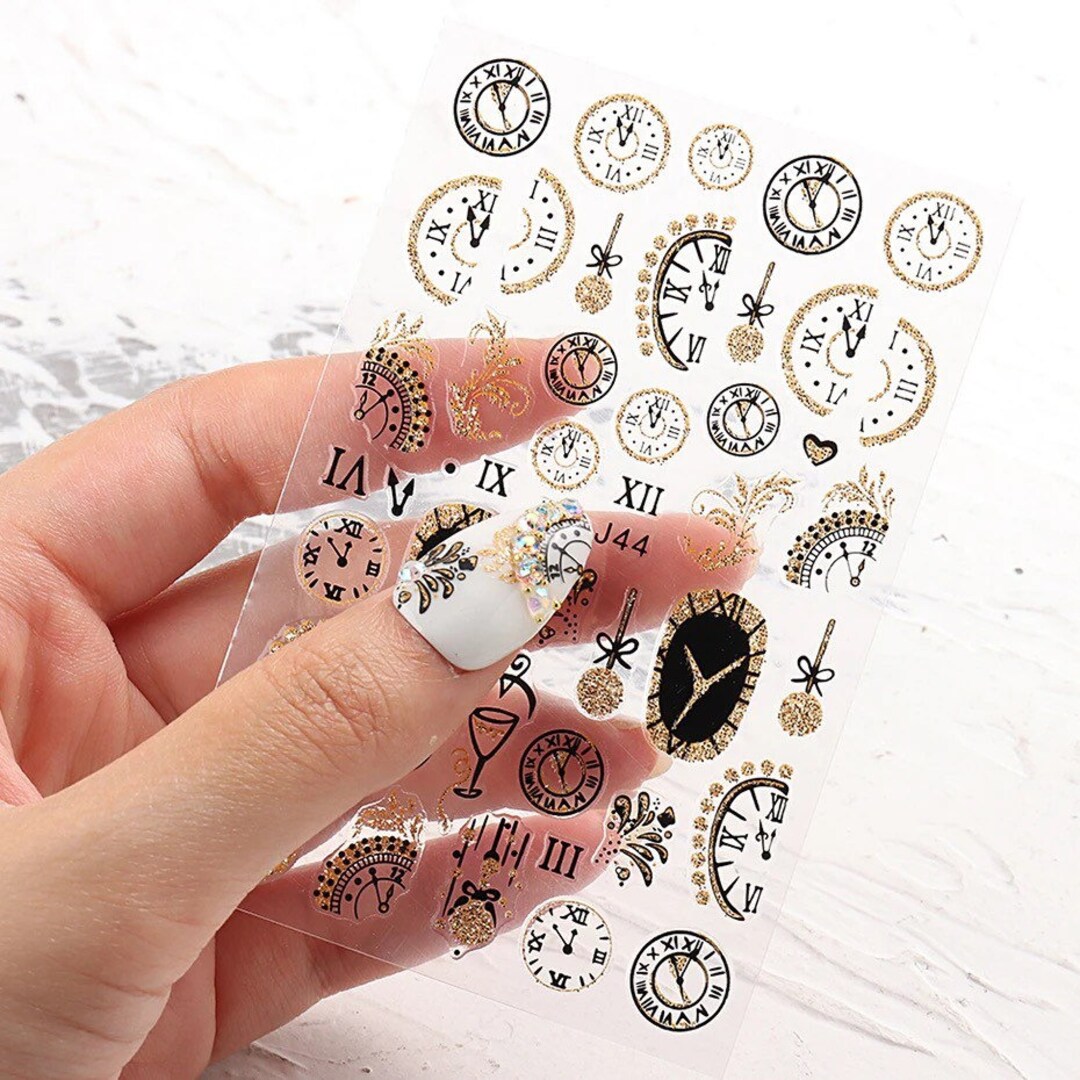 Gold Glitter New Years and Clock Design, Black Black and Gold 3D Nail ...