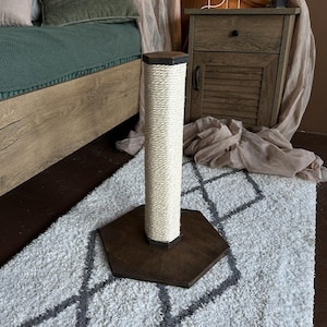 Sexkantig klösträd för katter, designat klösträd, stående klösträd i sisal, present till kattälskare