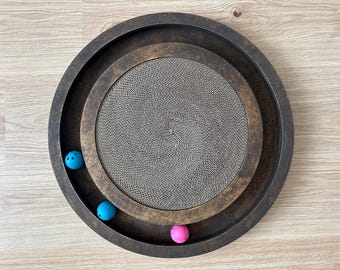 Cat scratcher with replaceable cardboard pad. Scratching post with replaceable cardboard insert, cat toys, pet furniture, cat lover present