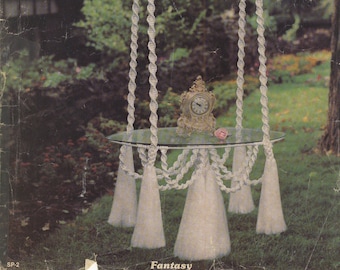 Macrame Enchantment Book 2 . Vintage digital download. Pdf format.