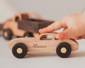 Kies uw gepersonaliseerde auto-ontwerp, houten speelgoed, babyjongencadeau, naam autospeelgoed, Montessori speelgoed voor kinderen, zintuiglijk speelgoed, kleuterspeelgoed voor jongens