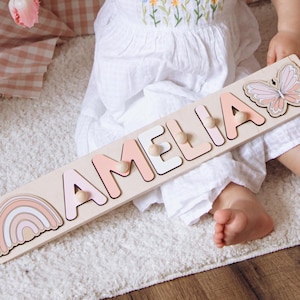 Personalisiertes rosa Namenspuzzle niedliches Baby-Mädchen-Geschenk Kundenspezifisches Babypartygeschenk Erstes Weihnachtsgeschenk-Kinderzimmer-Namensschild-Weihnachtskorb-Stuffers