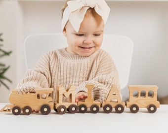 Personalisierter Magnet Zug, Holzzug mit Namen, Buchstabenzug, sensorisches Kleinkindspielzeug, 1