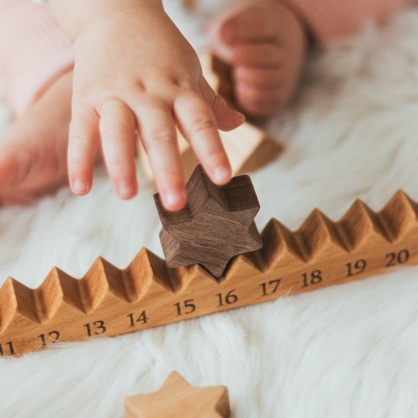 Adventskalender für Erwachsene. Holzkrippen-Set. Weihnachten Wohndekor. Geschenk für Kinder. Advents-Kärtchen. Weihnachts-Countdown.