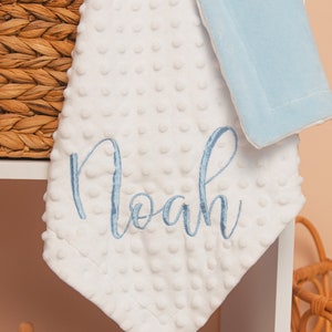 6 Designs of Personalized Blankets